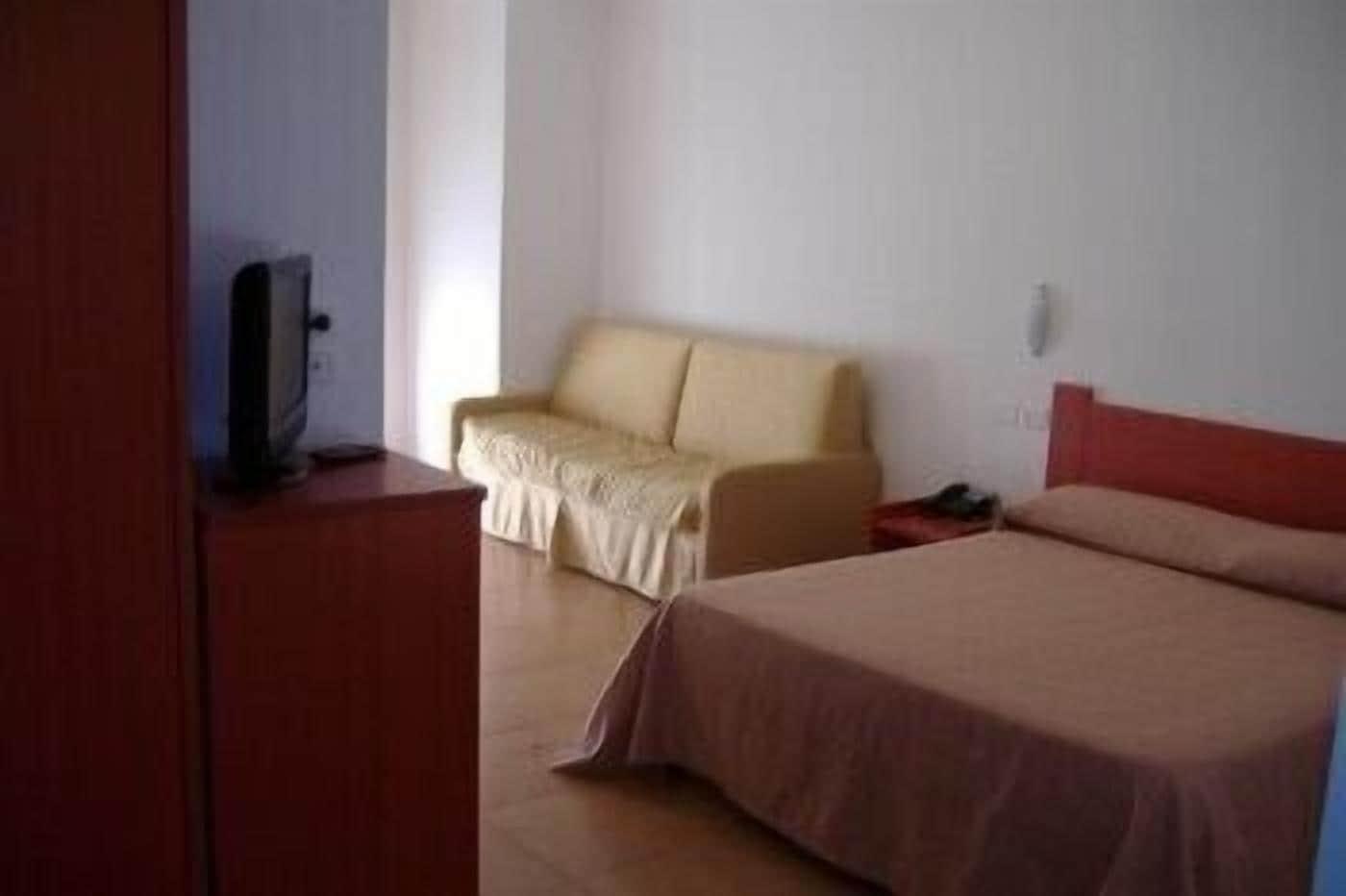 Hotel Delle More Вьесте Экстерьер фото